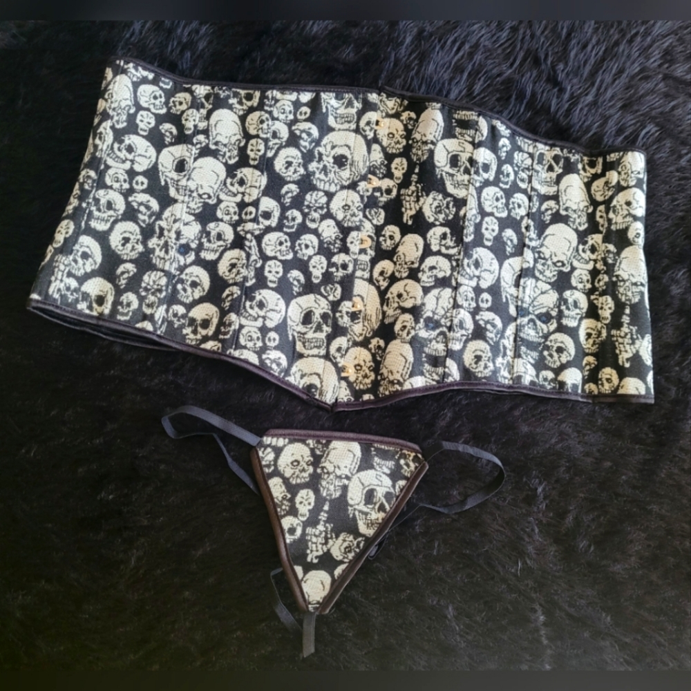 Skull Underbust Corset and Panty Set 3X